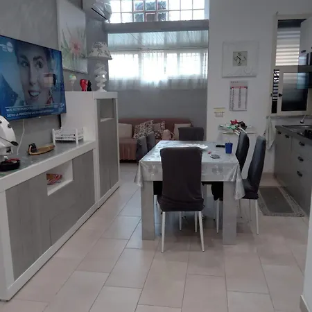 Dolce Casa Apartment *